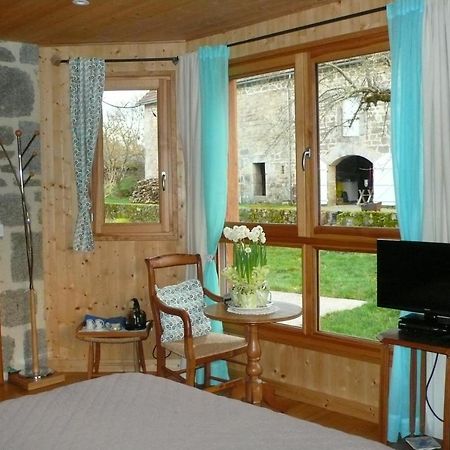 Bed and Breakfast Chez Geppetto Saint-Georges-Nigremont Zewnętrze zdjęcie